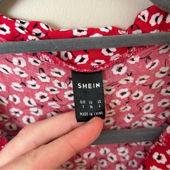 SHEIN Ditsy Floral Button Front Red White Midi Short Sleeve Dress Size Small - Picture 5 of 8